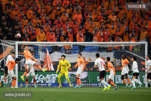 里程碑，青岛海牛后卫金洋洋俱乐部各项职业赛事出场200场